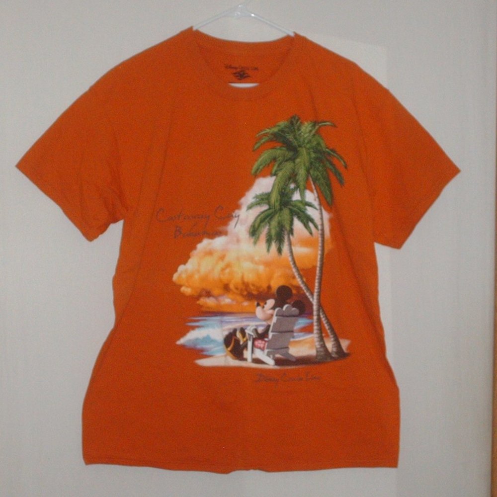 Disney Cruise Line Mickey Mouse T-shirt - large